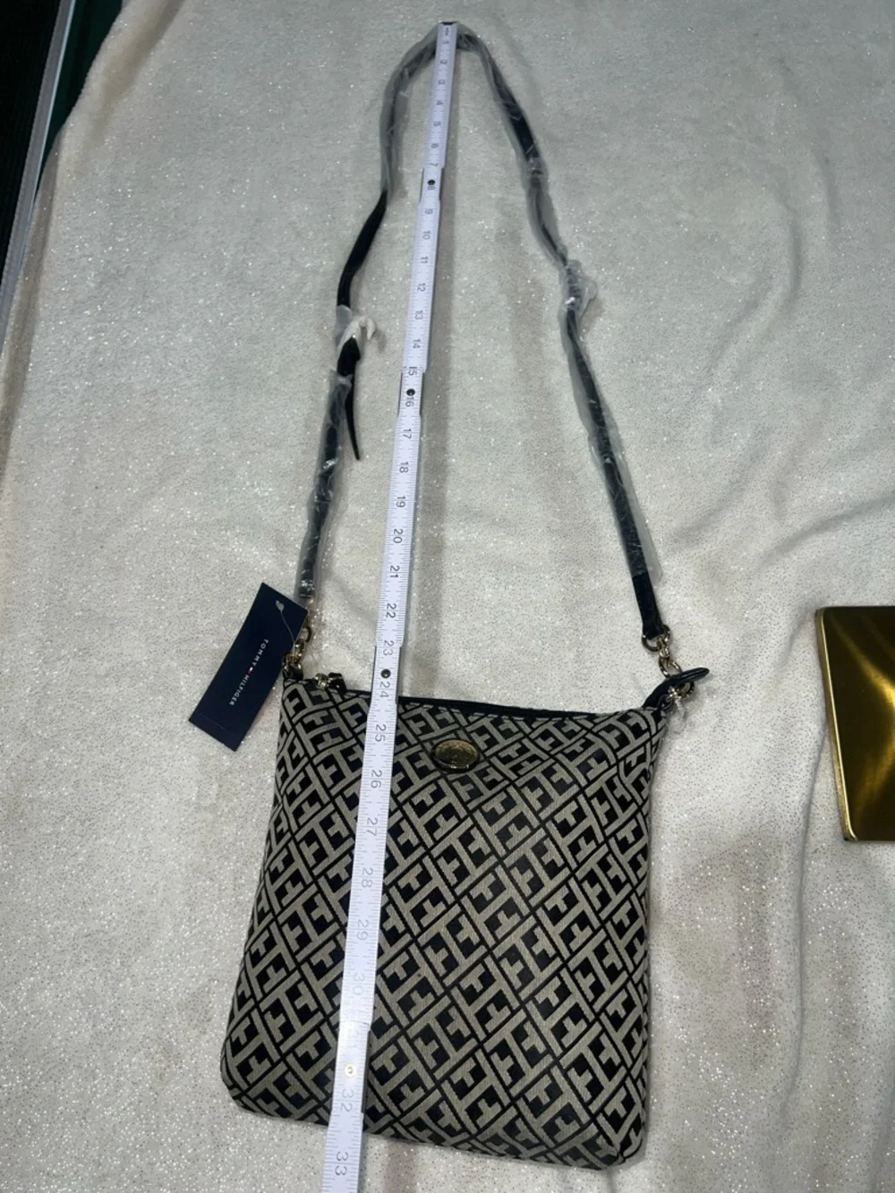 Tommy Hilfiger monogram crossbody bag, in black and beige NWT